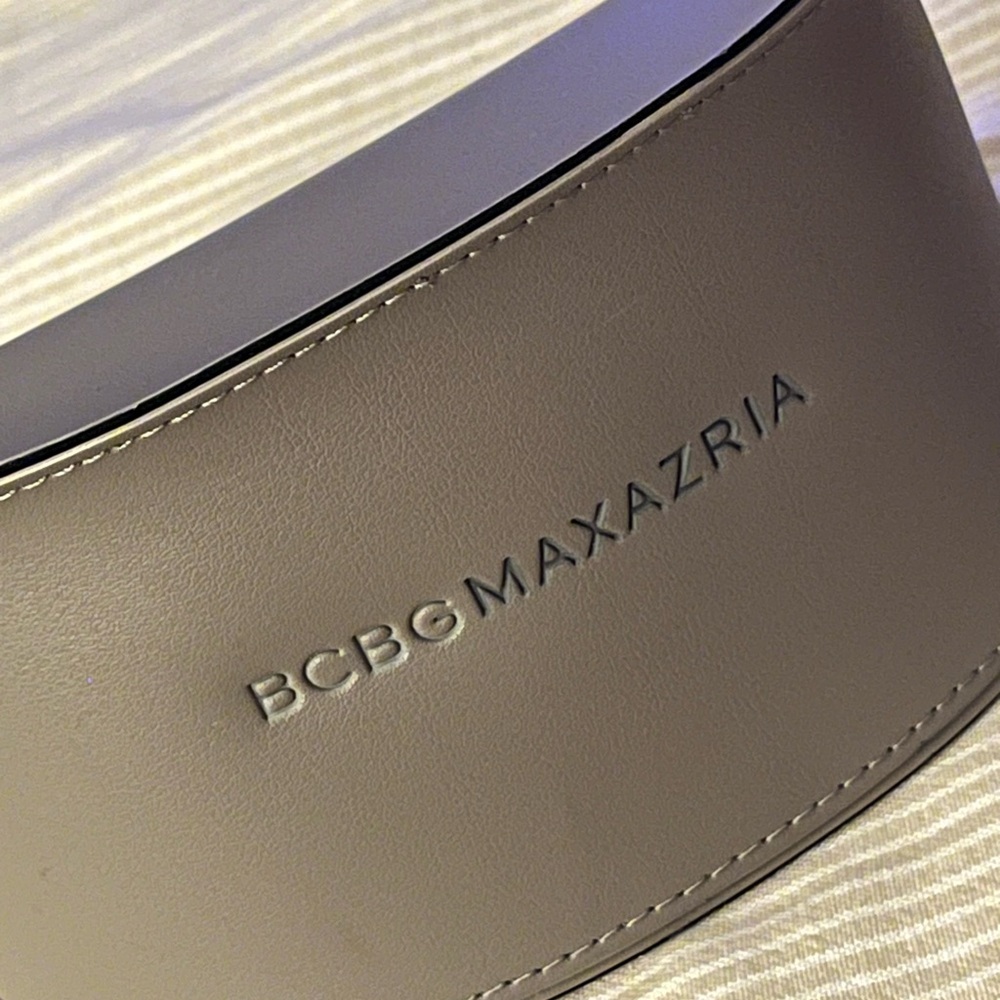 BCBGMaxAzria Lana Sunglasses - Picture 12 of 16